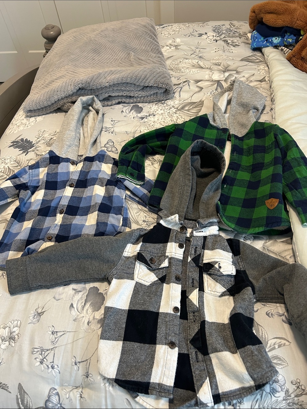 Boys 2T and 24 mos. Hooded shirts and jacket